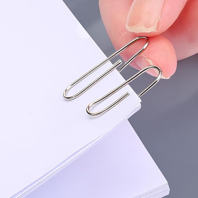 Medium Paper Clips,Paper Clip Medium Size,700 Pcs Clips Office Supplies for Paperwork Ideal for Home, School and Teacher Supplies.
